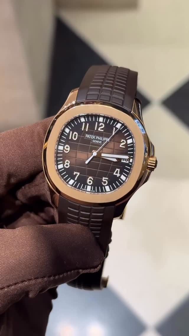 Patek Philippe Aquanaut 5167R-001